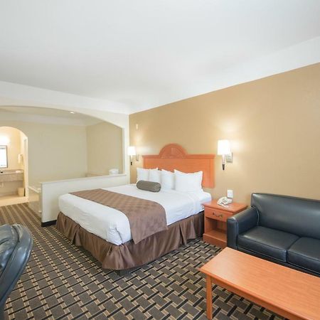 Motel 6 Тилер Екстериор снимка